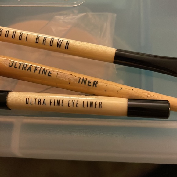 Set of Bobbi Brown eye liner/shadow brushes. - Picture 3 of 7